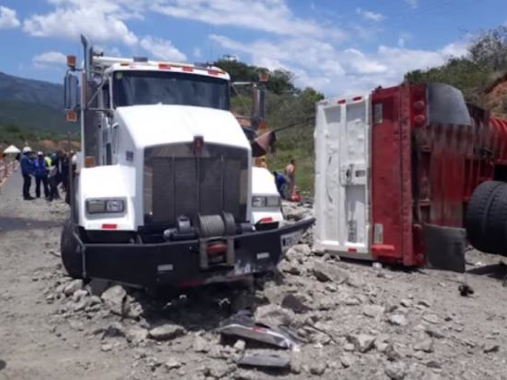 Масштабное в ДТП в Колумбии: грузовик наехал на толпу (ФОТО, ВИДЕО)