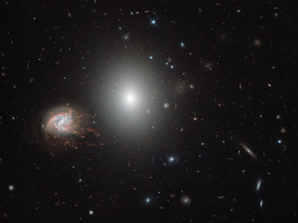 Телескоп Hubble сфотографировал созвездие Волосы Вероники