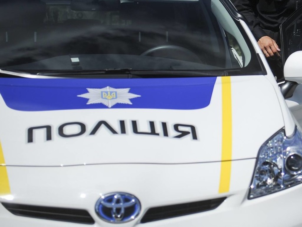 Под Днепром произошло вооруженное ограбление: трое неизвестных покусились на ювелирный магазин