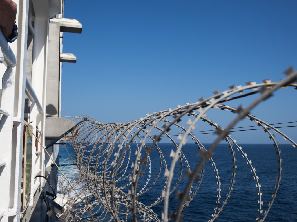 Эксперт озвучил условие, при котором можно будет освободить украинских моряков из плена пиратов
