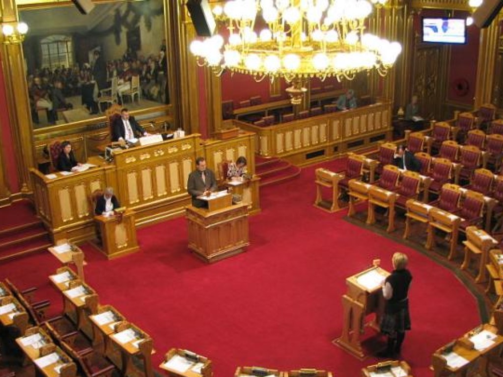 В парламенте Норвегии искали прослушивающие устройства