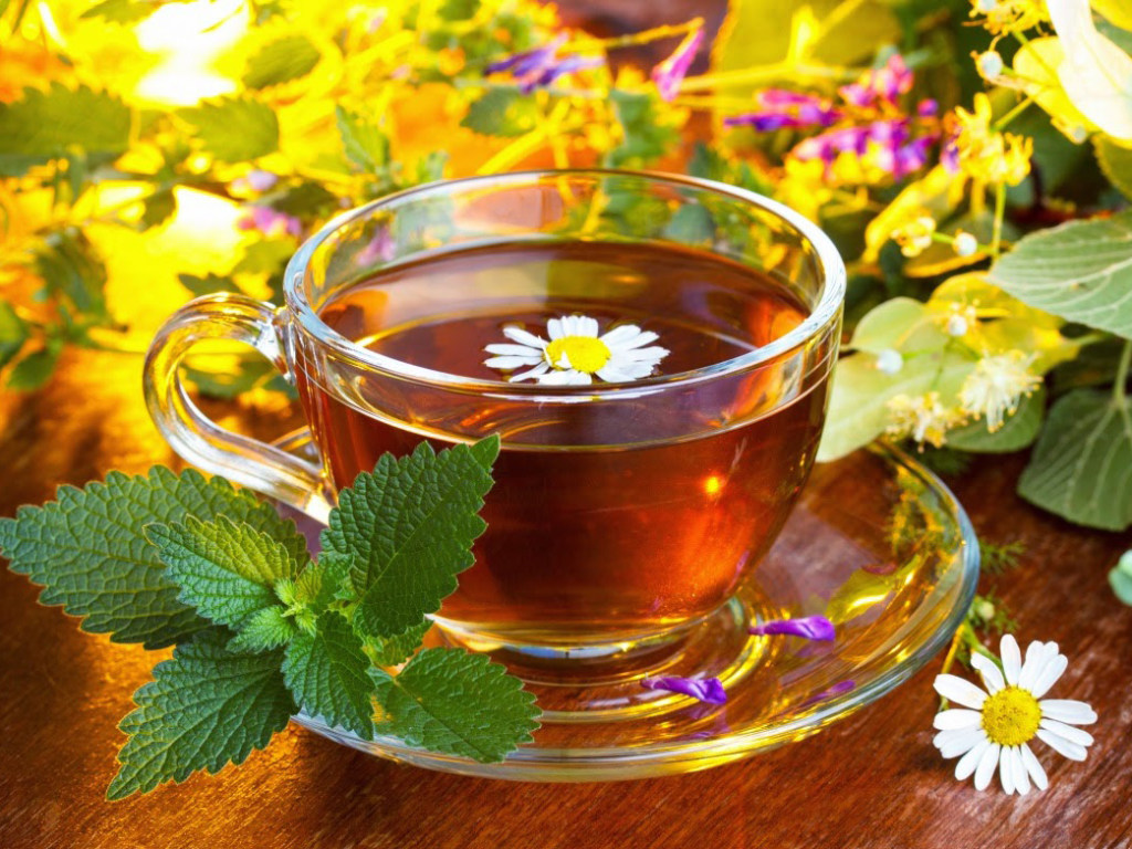 Эксперт раскрыл секрет витаминного чая от гриппа и простуды