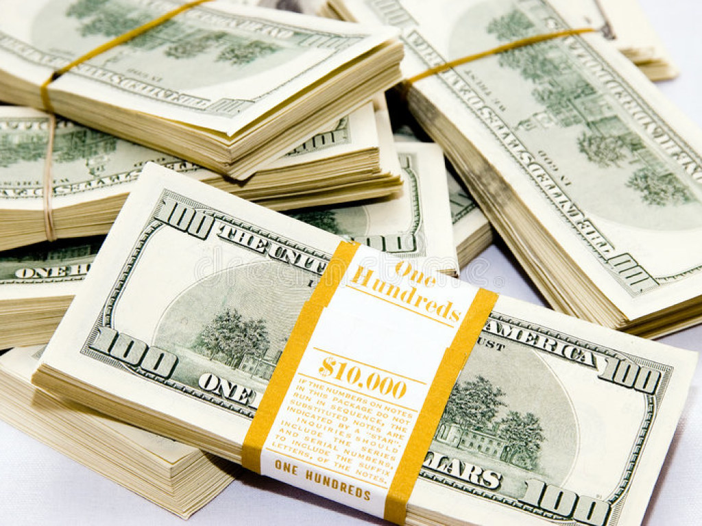 Доллар в обменниках Киева резко подорожал