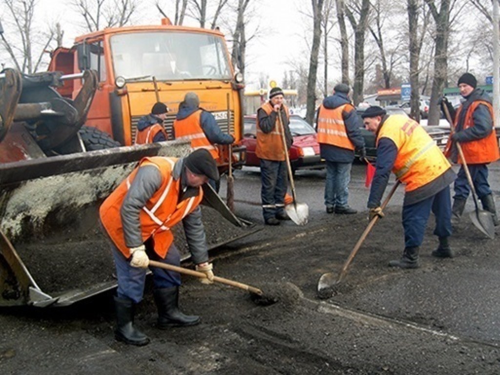 На ремонт областных дорог в 2019 году направят 17,7 миллиарда гривен &#8212; Омелян