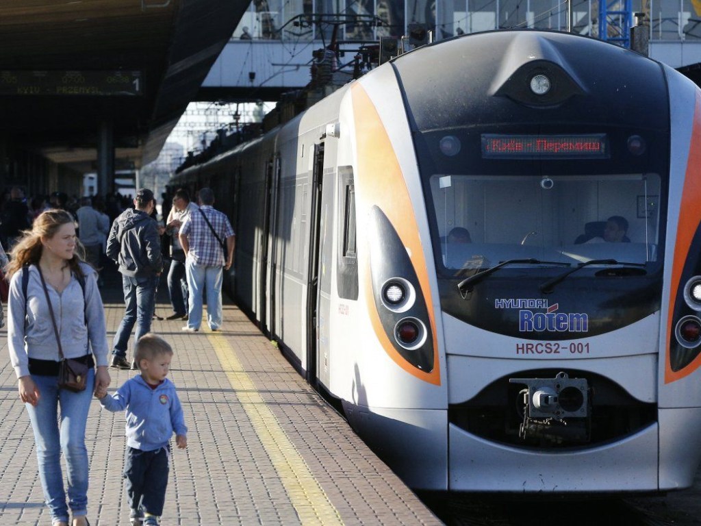 В Украине подорожали железнодорожные билеты на 12%