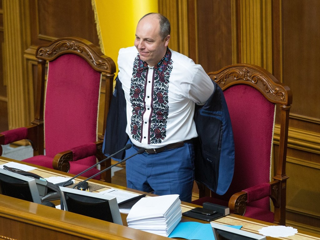Ключевым вопросом парламентской недели будет проект закона о языке Украины &#8212; Парубий