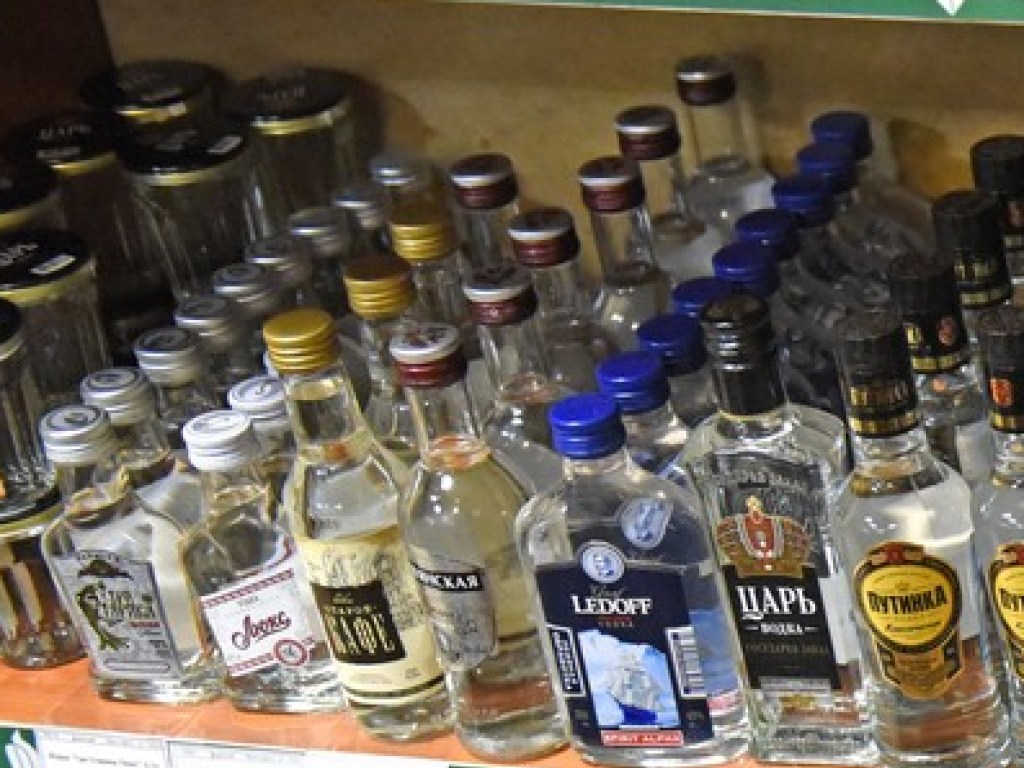 В Беларуси запрет на ночную продажу алкоголя продлился сутки