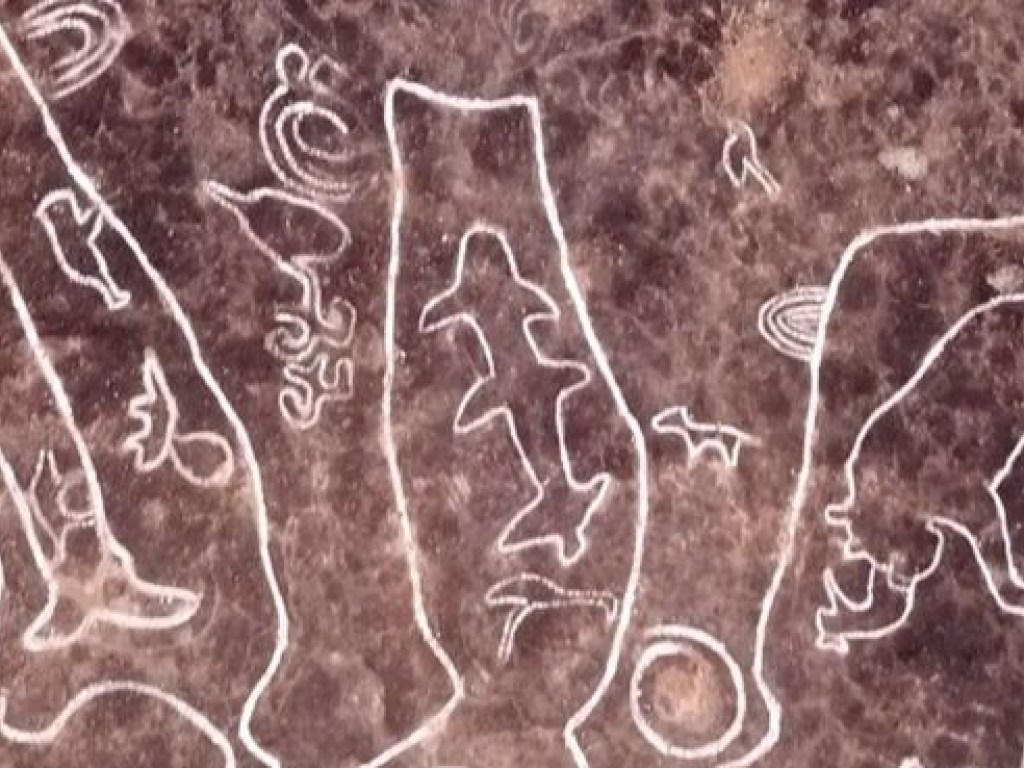 В Индии археологи нашли загадочные древние рисунки (ФОТО)