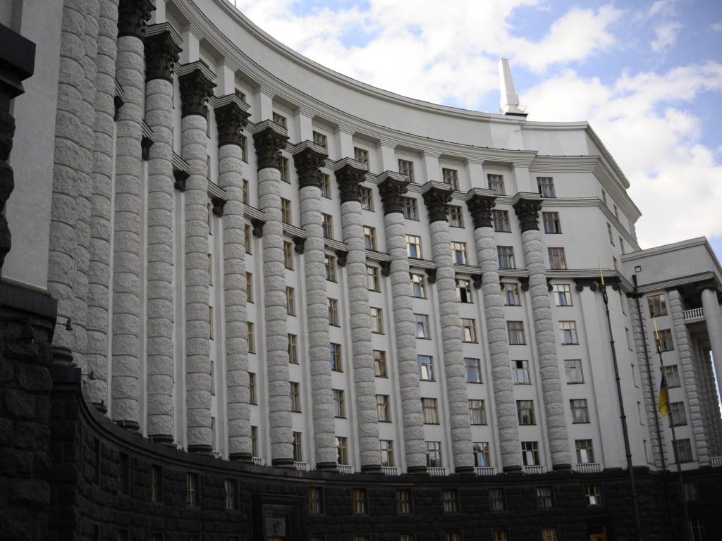 В Кабмине представили проект миротворческой миссии на Донбассе (ФОТО)