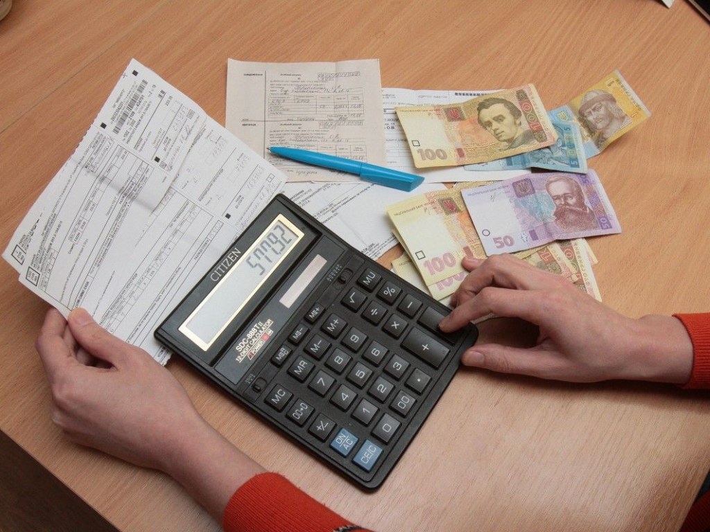 Из-за крупных денежных переводов украинцам откажут в начислении субсидии &#8212; Минсоцполитики (ВИДЕО)