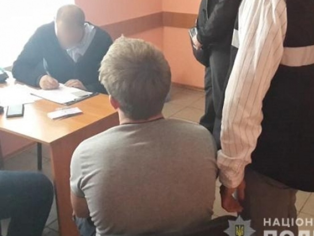 В Запорожье водитель под «кайфом» предложил полиции взятку (ФОТО)