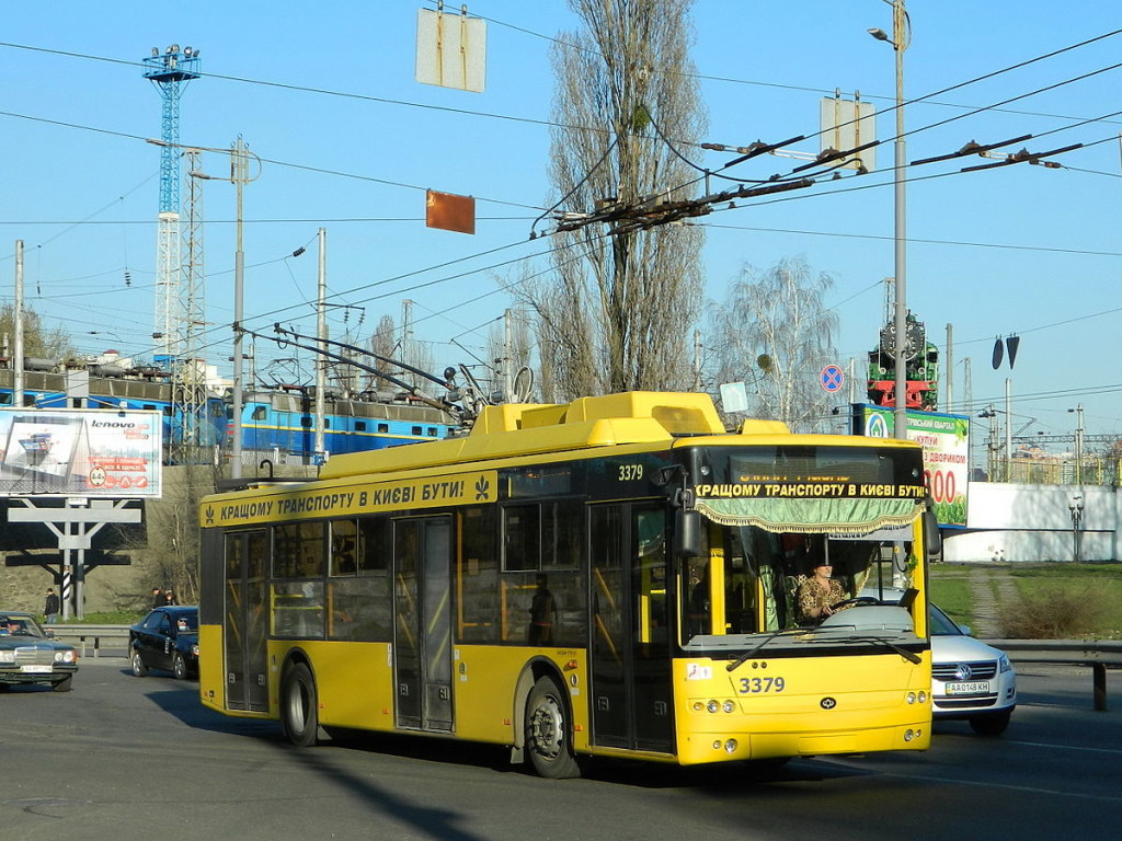 В Киеве е-билет для проезда в общественном транспорте заработает лишь частично – эксперт  