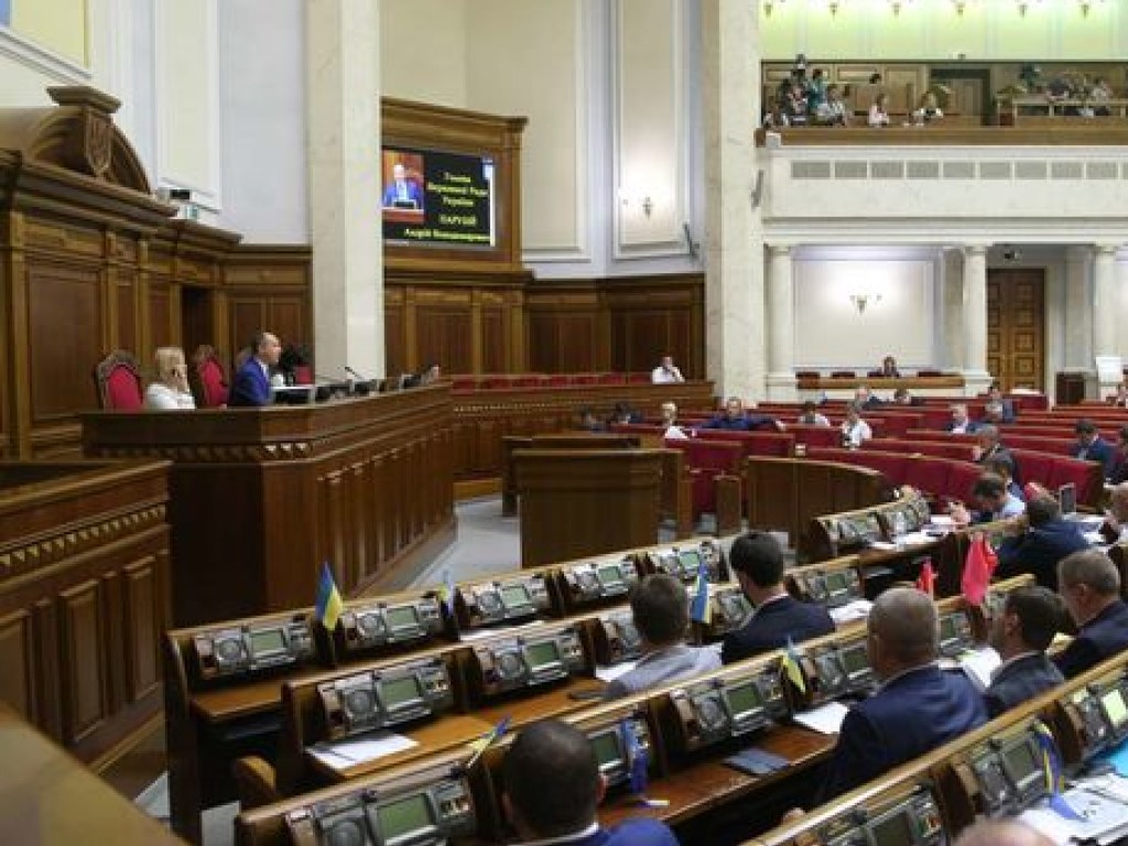 Депутаты Рады попросили СНБО ввести санкции против NewsOne и 112-Украина