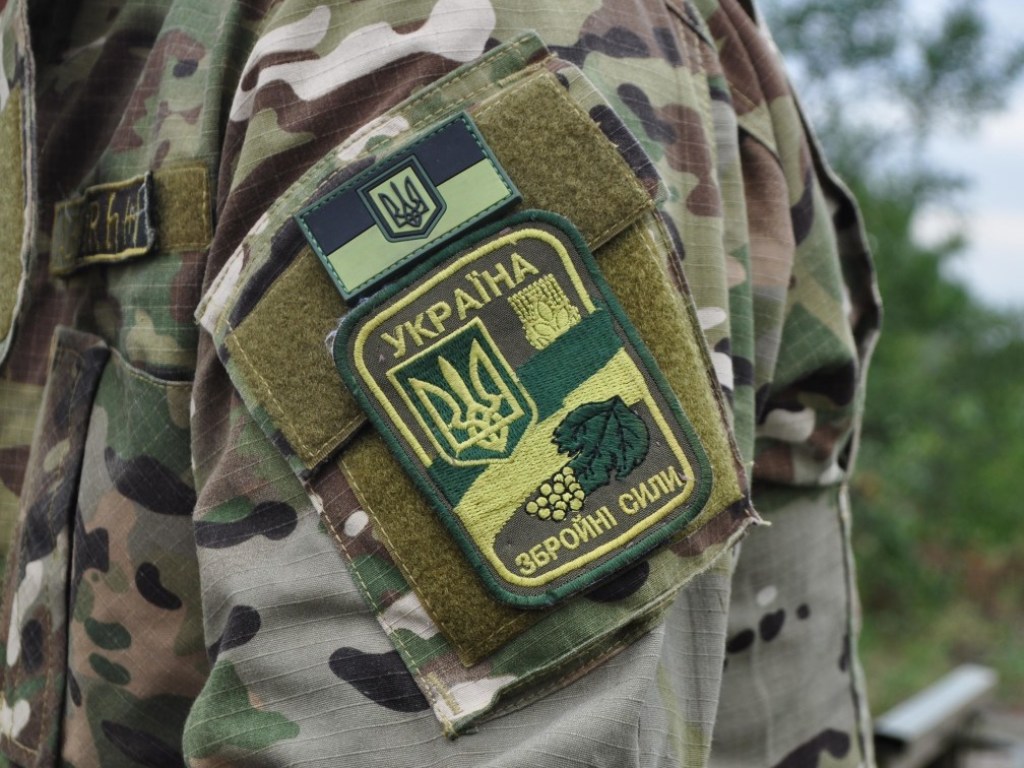 За день позиции ВСУ на Донбассе обстреляли 4 раза, ранен один военный  &#8212; штаб