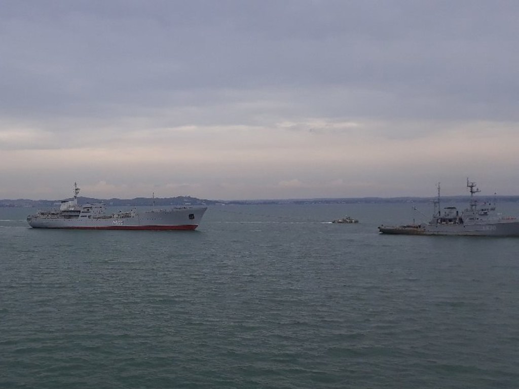 Военные закроют часть Азовского моря возле Бердянска