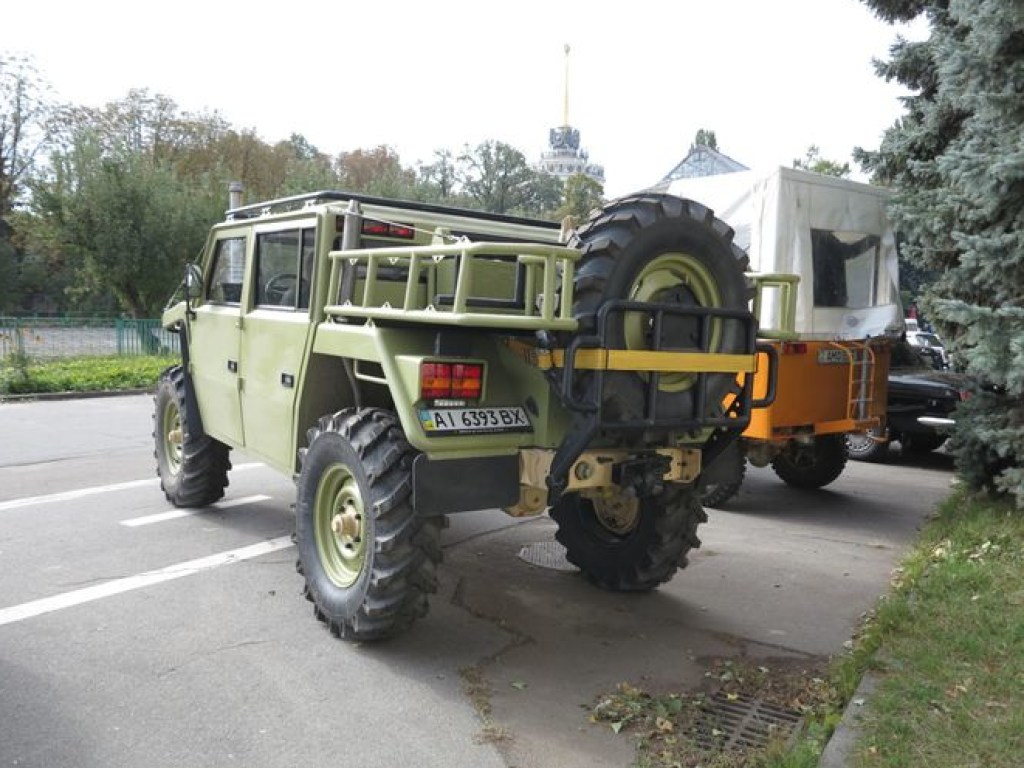 В Украине создали внедорожник, похожий на Hummer (ФОТО)