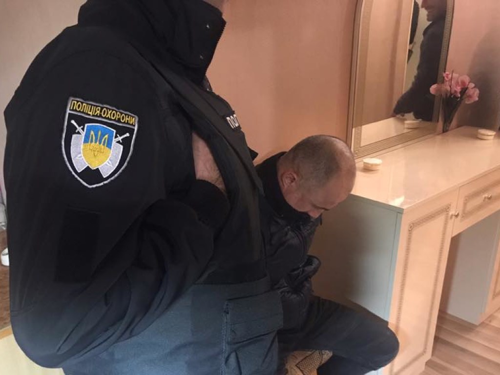 Столичные полицейские задержали «на горячем» грабителя из ОРДЛО (ФОТО, ВИДЕО)