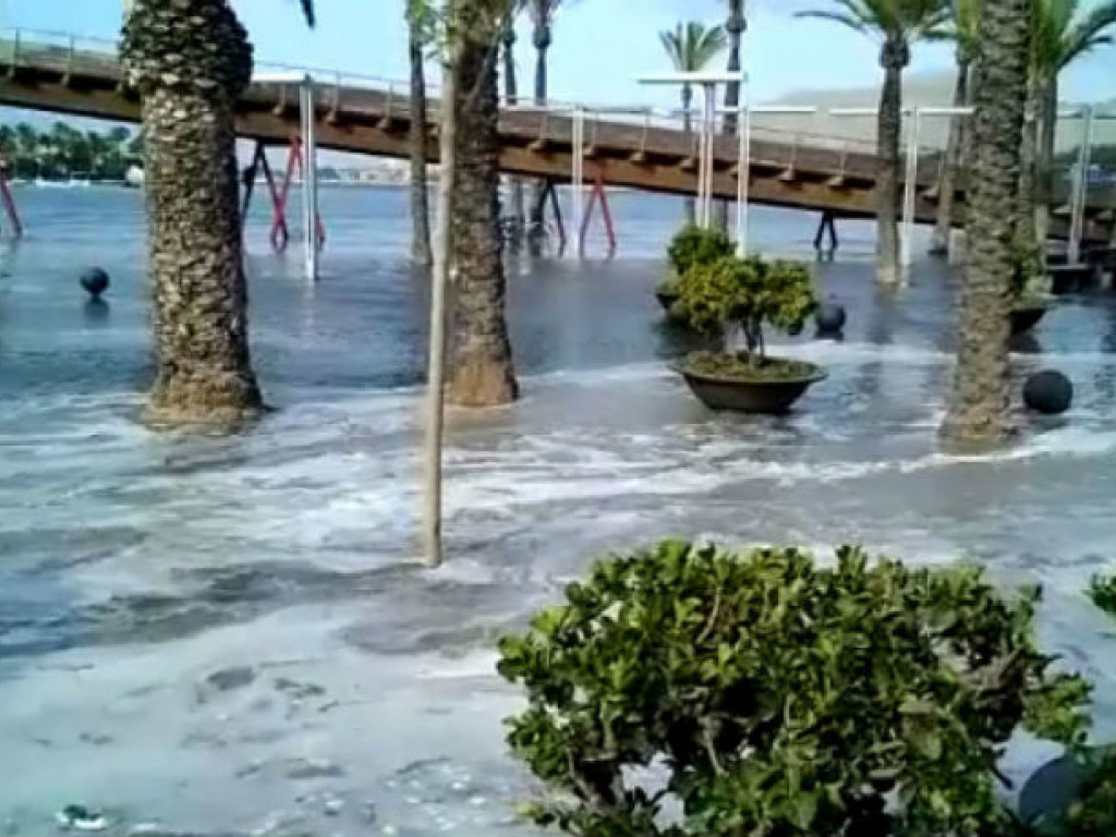 Из-за наводнения на испанском острове Мальорка погибли 5 человек