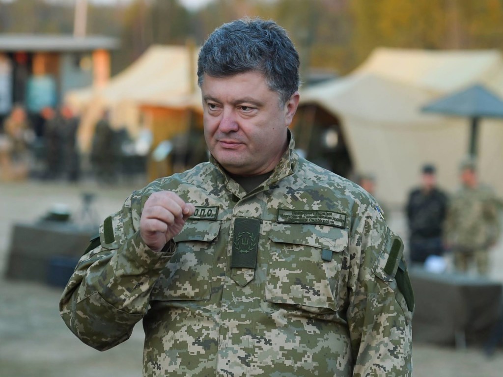 Президент  разрешил силам ООС стрелять из всего имеющегося оружия в Донбассе