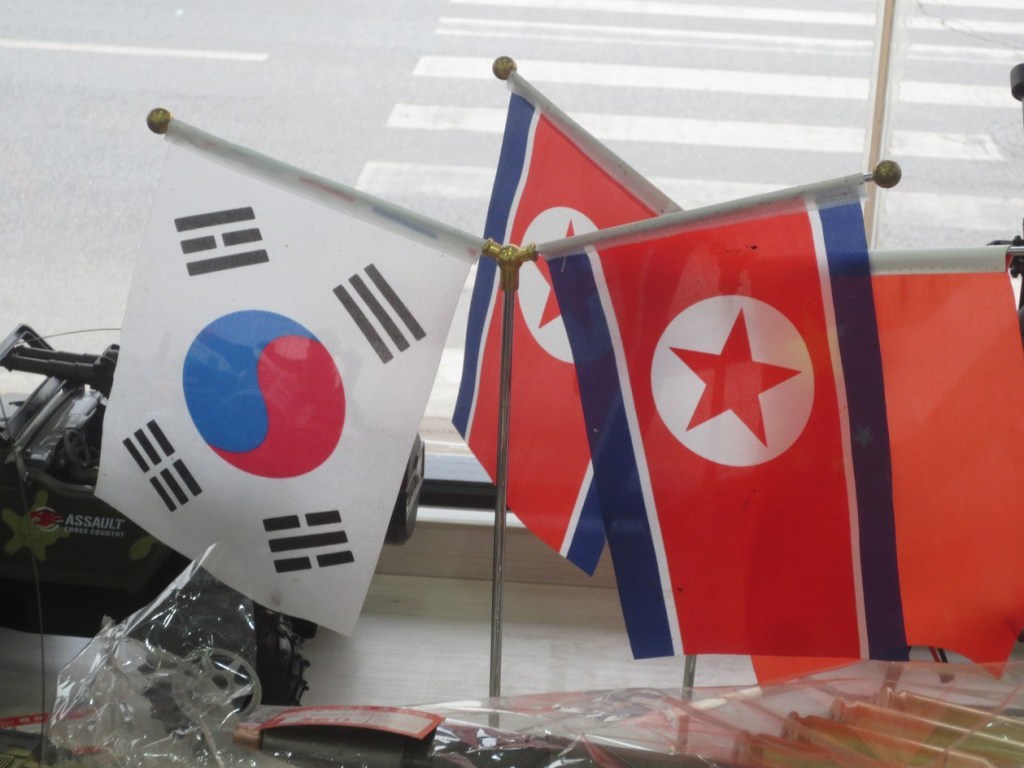 Американский эксперт объяснил, почему Южная Корея не аннулирует санкции против КНДР