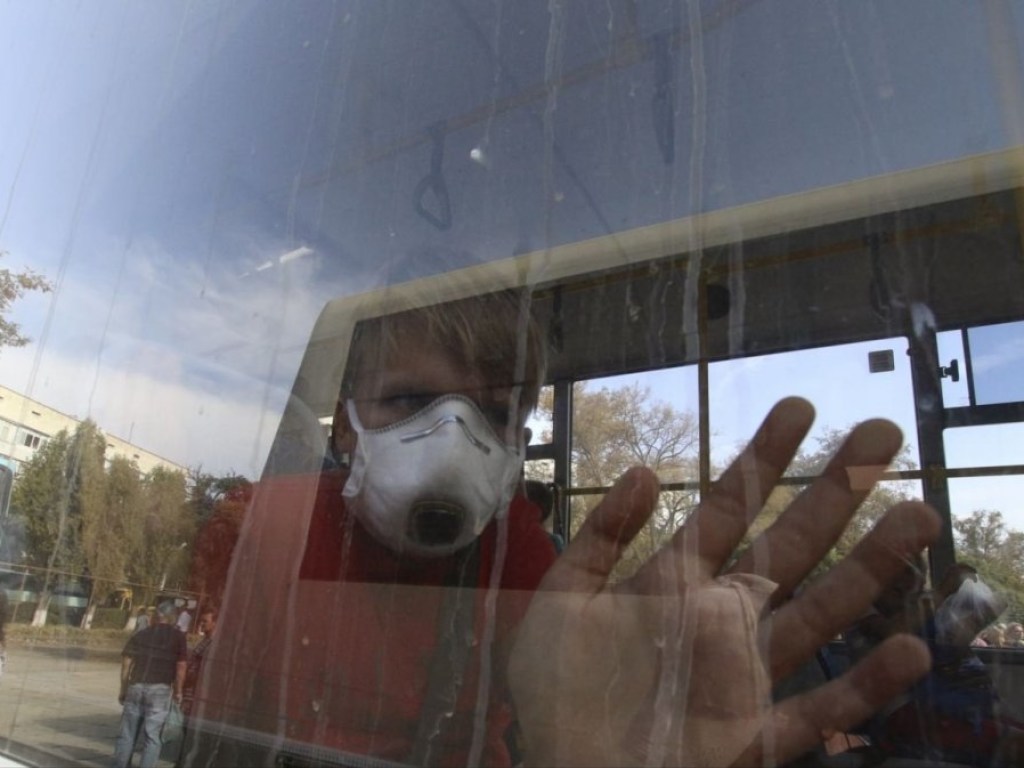 Химический выброс в Крыму: жители Армянска зафиксировали новый инцидент