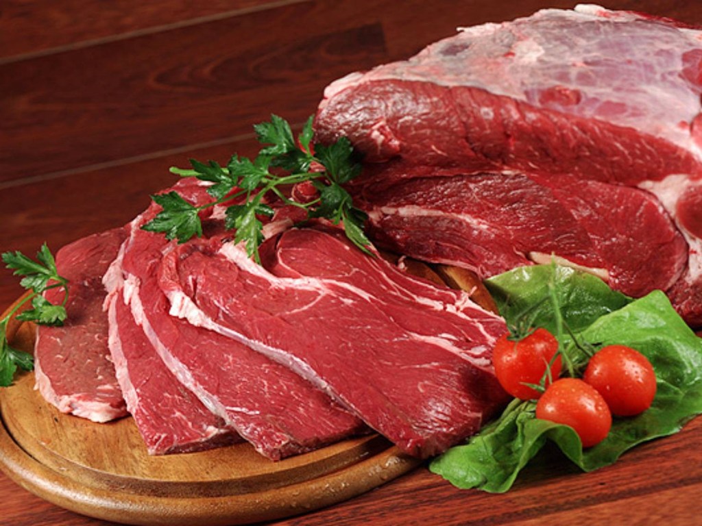 Врач: мясо красных сортов усугубляет симптомы простуды