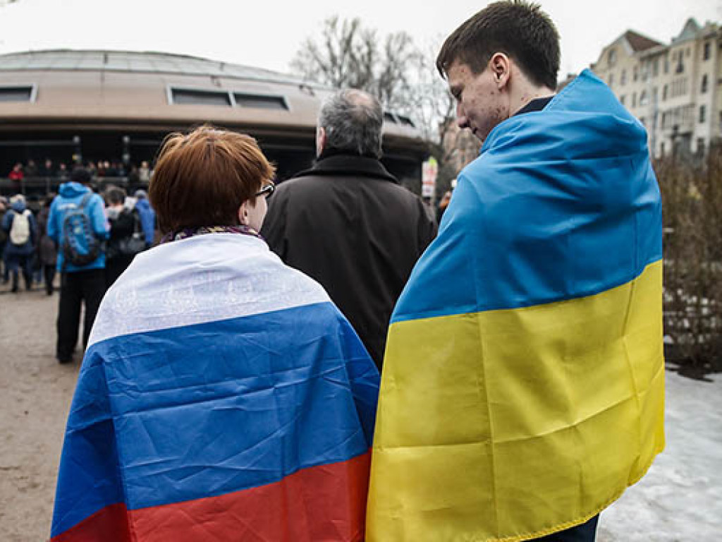Предвыборный шок Банковой: украинцы стали лучше относиться к россиянам