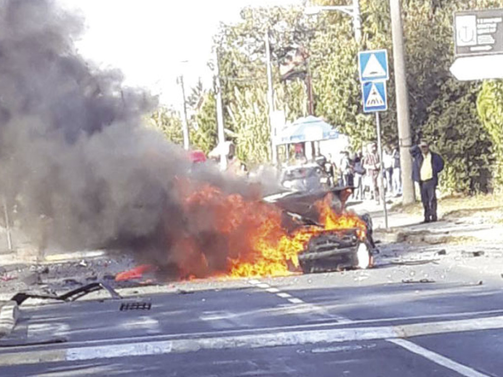 В Белграде взорвали машину с отцом сербской телеведущей – СМИ (ФОТО)