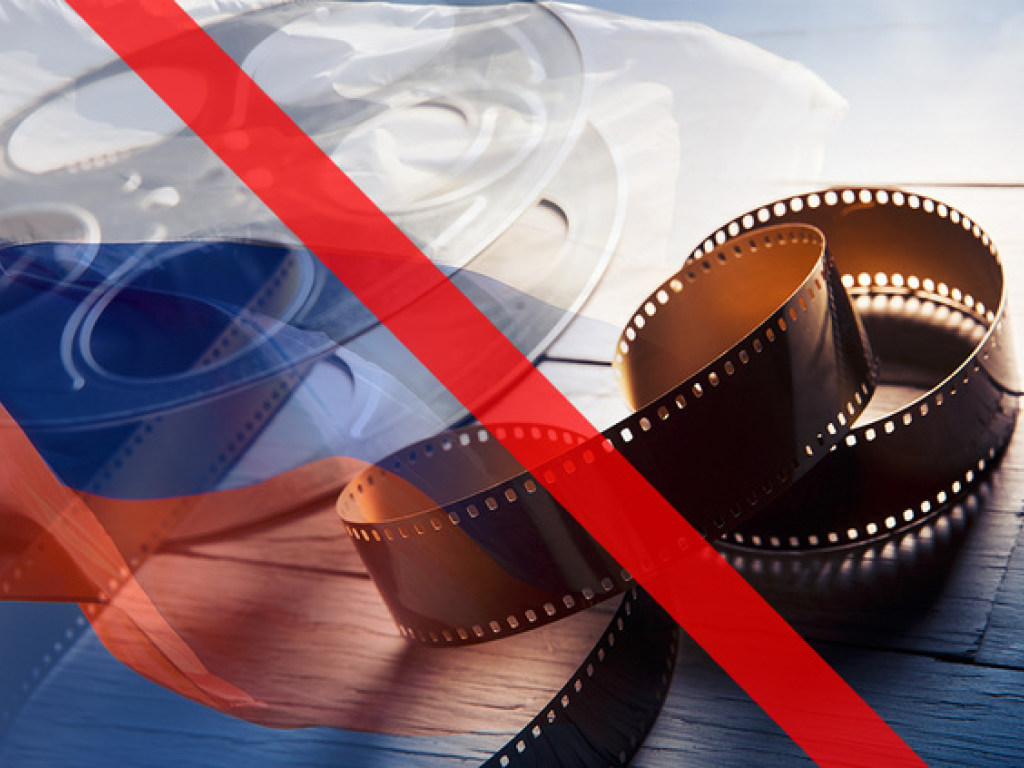 Большинство украинцев считают ошибкой запрет фильм на русском языке