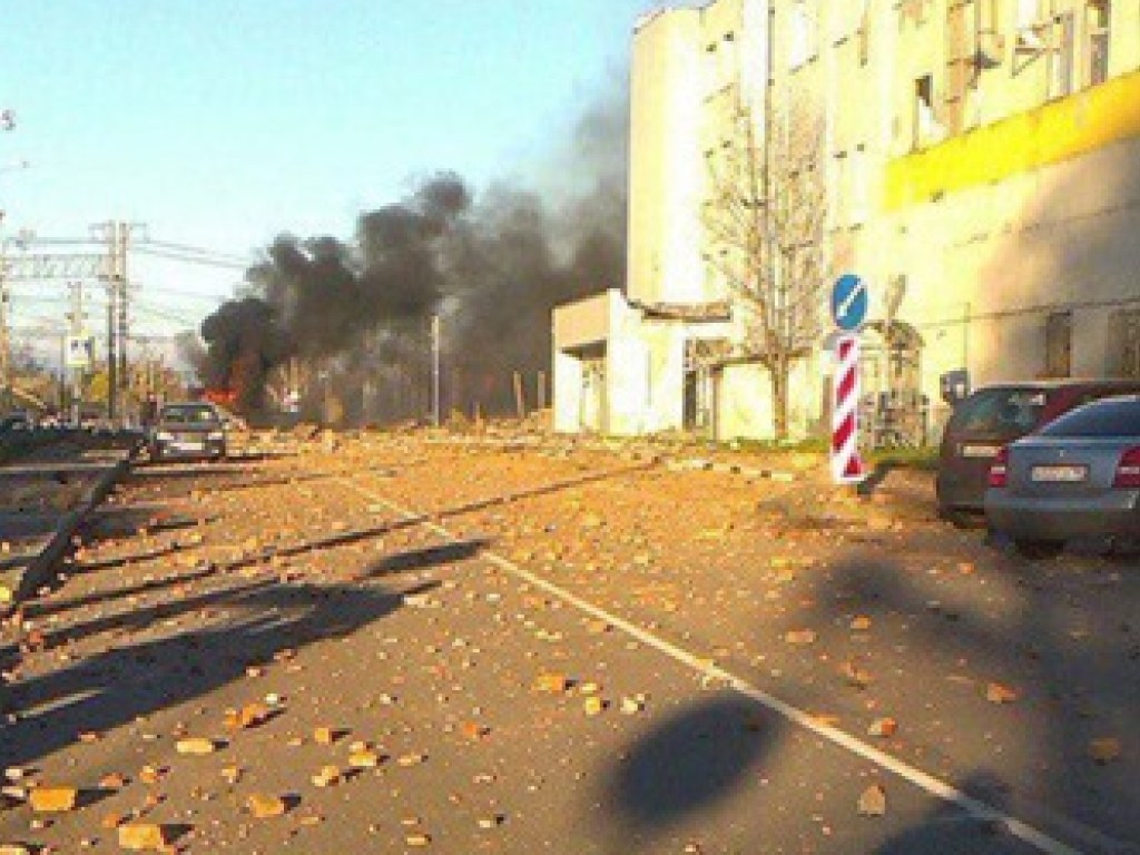 В России на заводе произошел взрыв, о пострадавших информации нет (ФОТО)