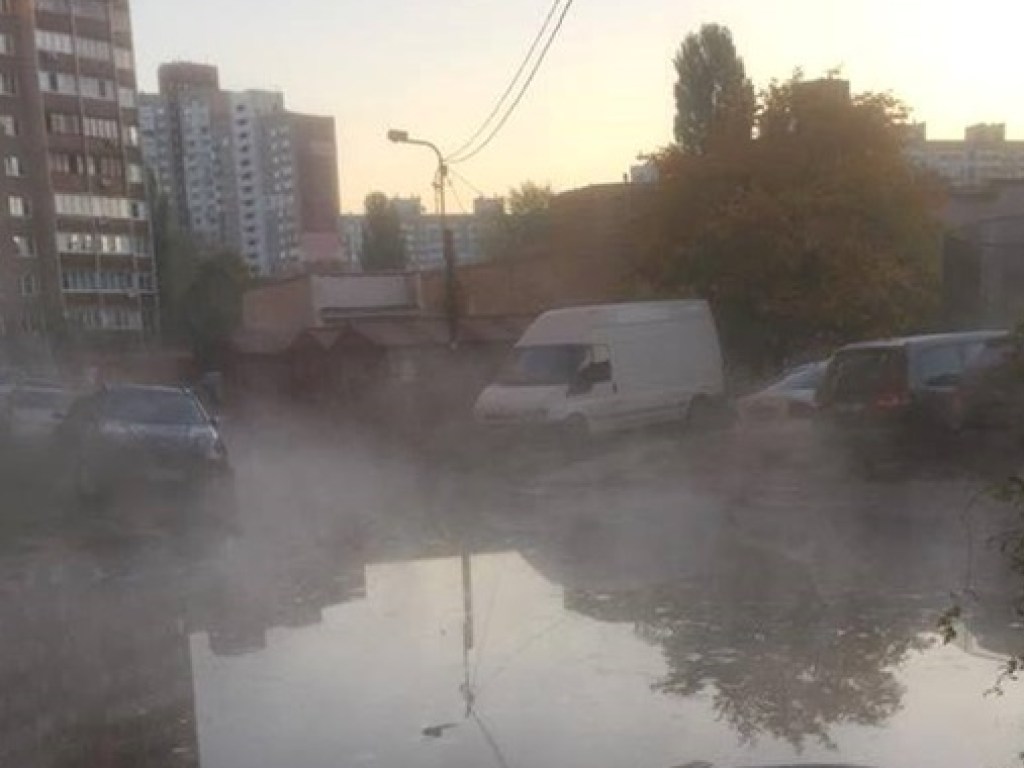 В Киеве количество прорывов труб продолжит увеличиваться с каждым днем – эксперт