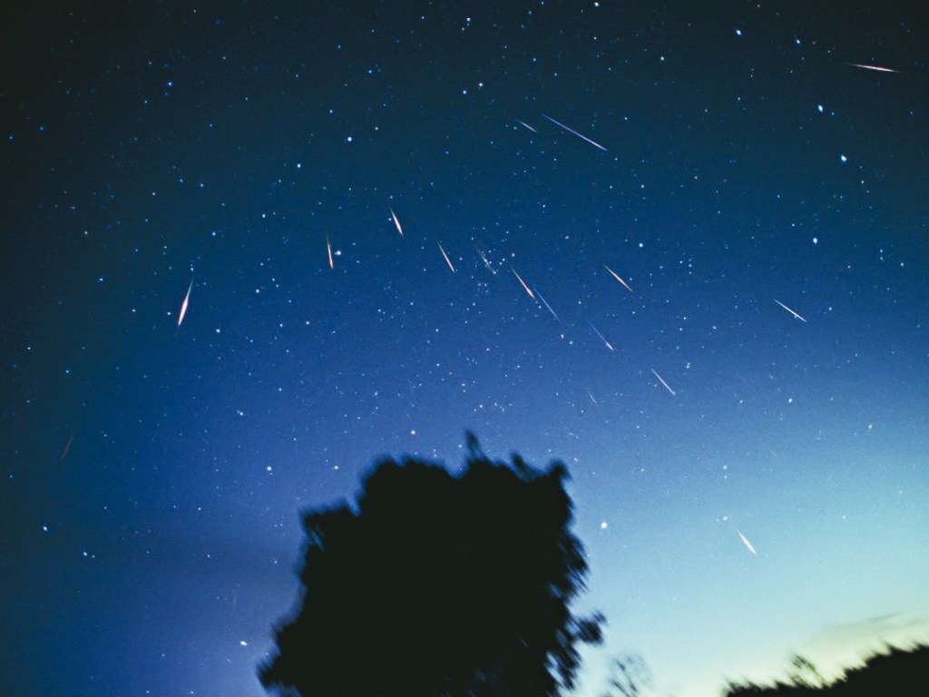 Сегодня ночью можно наблюдать пик активности метеорного потока Ориониды