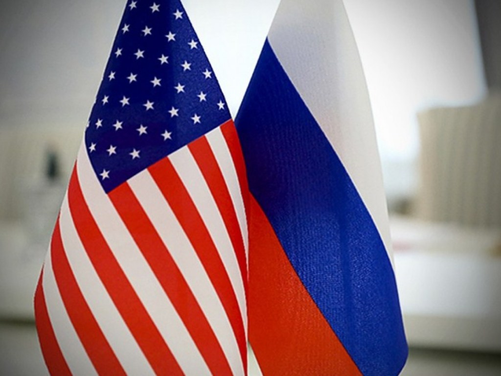США выходят из договора с Россией о ядерном вооружении