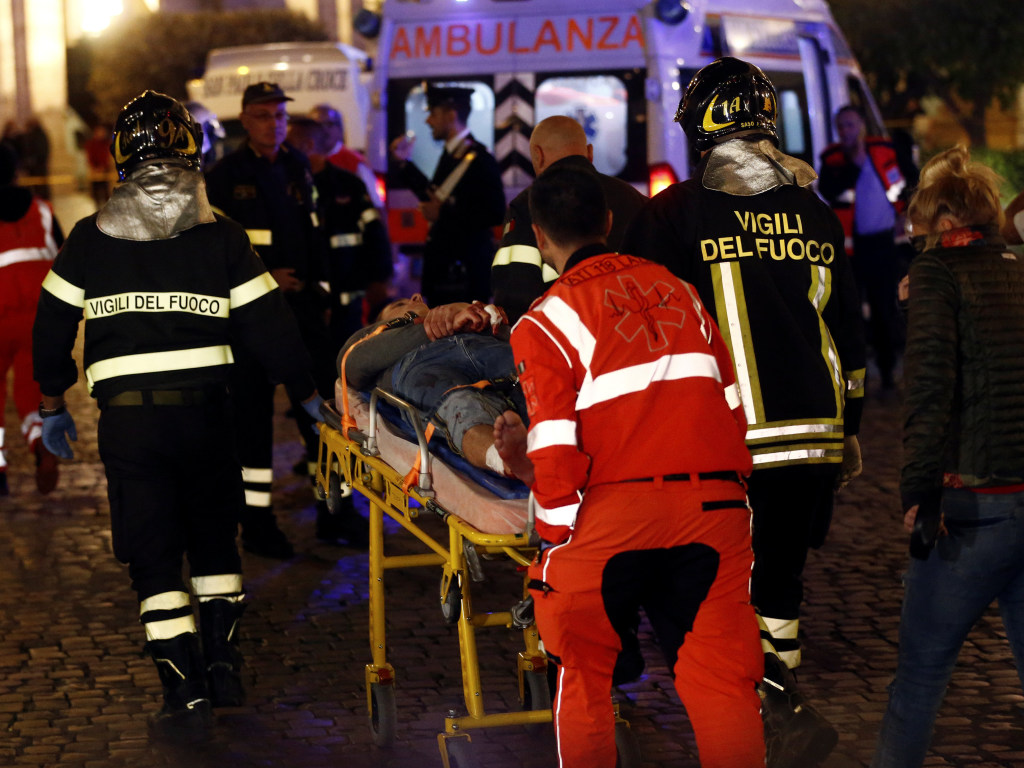 Трагедия в метро Рима: В Сеть выложили видео аварии эскалатора с фанатами ЦСКА