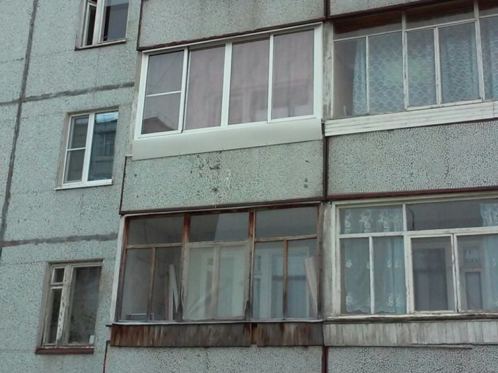 В Харькове пенсионер выпрыгнул с пятого этажа