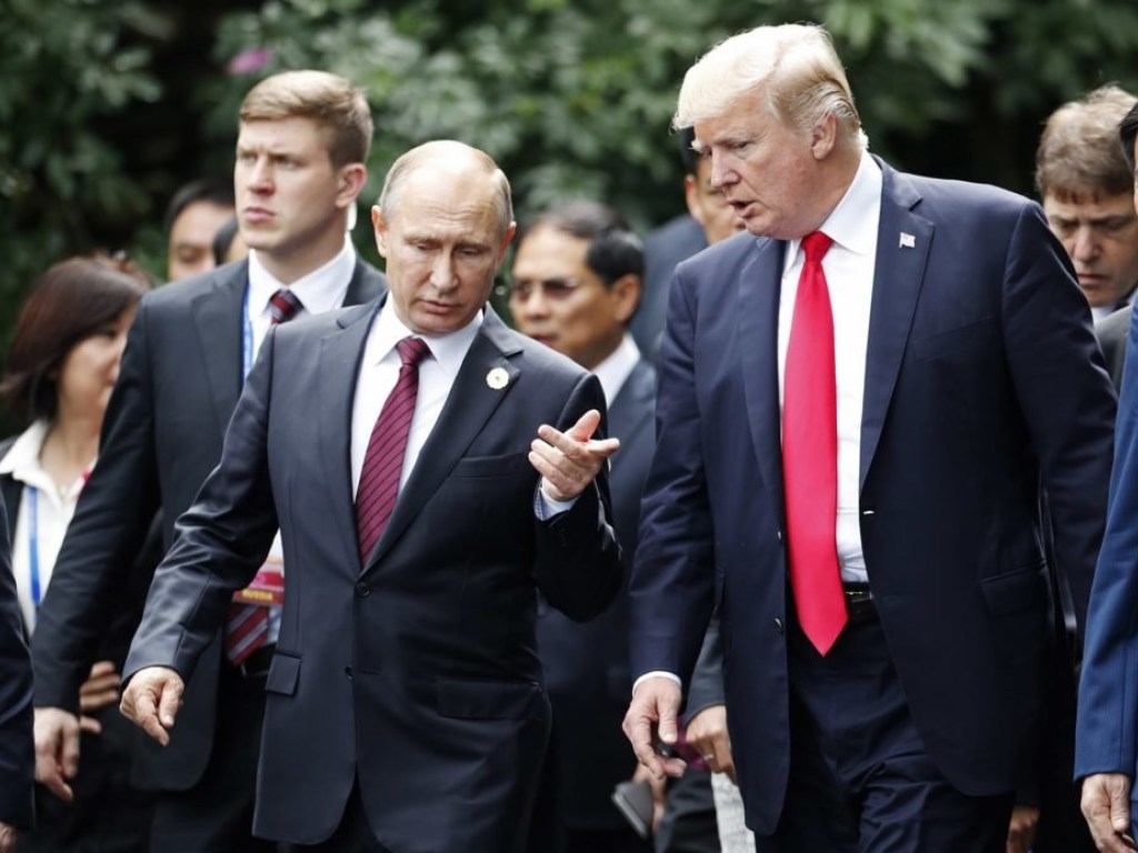 Трамп пригласил Путина в Белый Дом