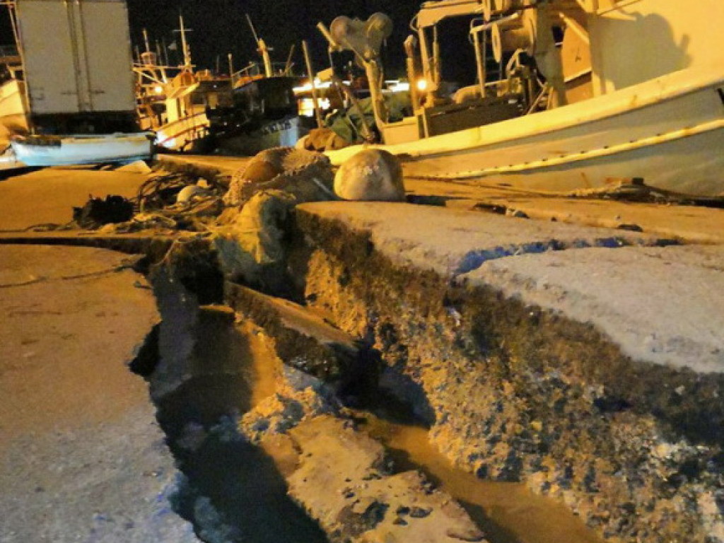 У берегов Греции произошло мощное землетрясение: толчки ощутили еще 7 стран (ФОТО)