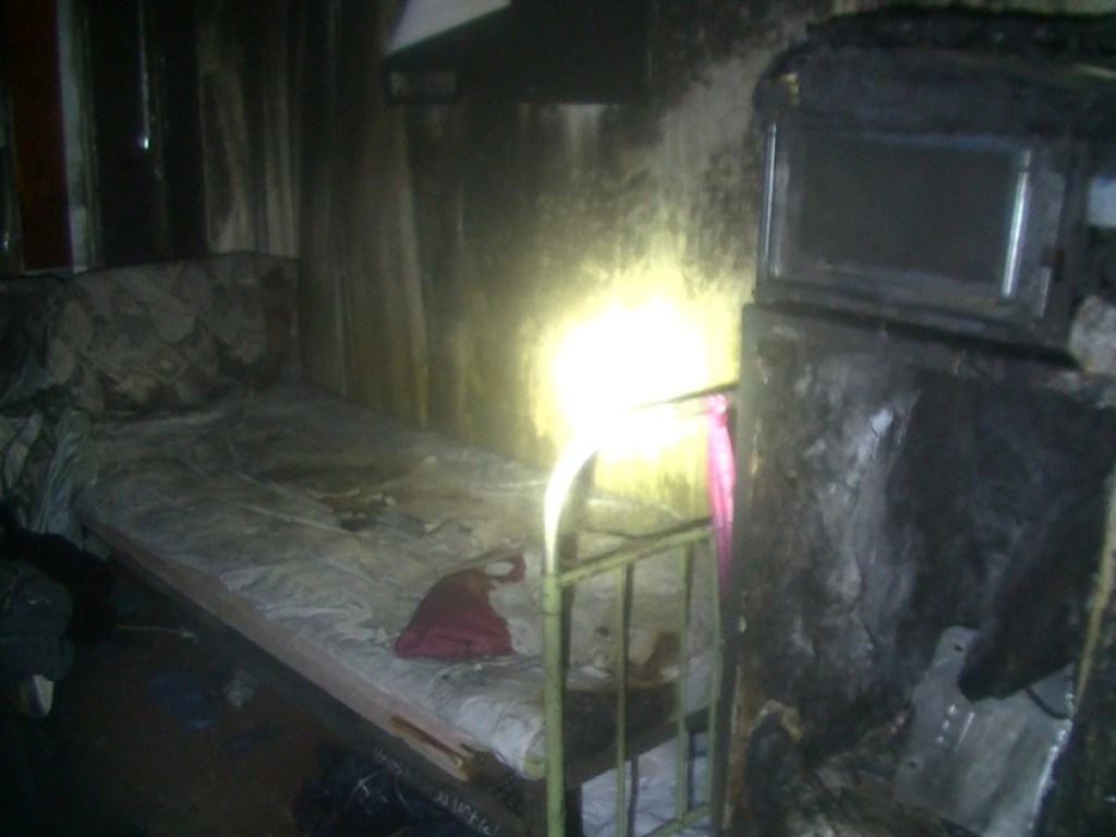 Ночное ЧП в Харькове: горело студенческое общежитие, есть пострадавшие (ФОТО, ВИДЕО)