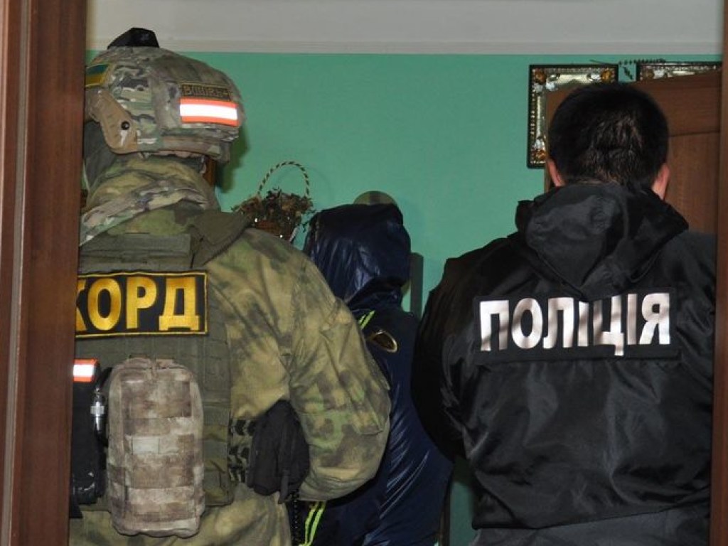 Наркотики на 10 миллионов гривен изъяла полиция в Черновицкой области (ФОТО)