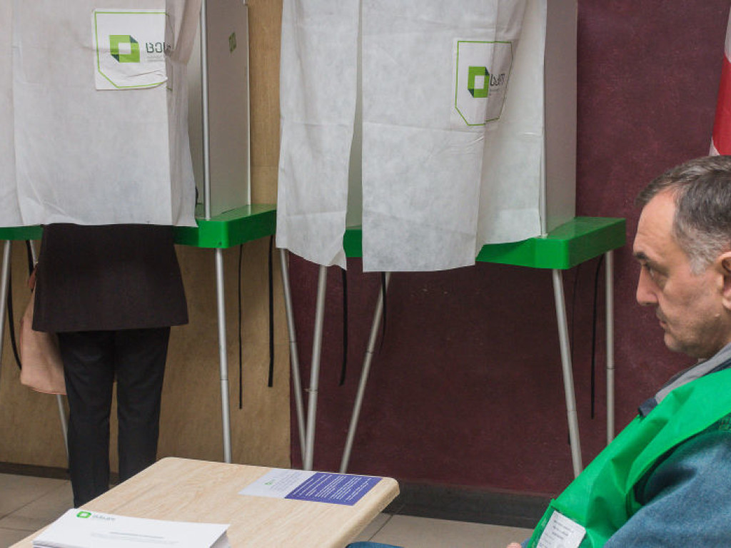 В Грузии стартовали выборы президента