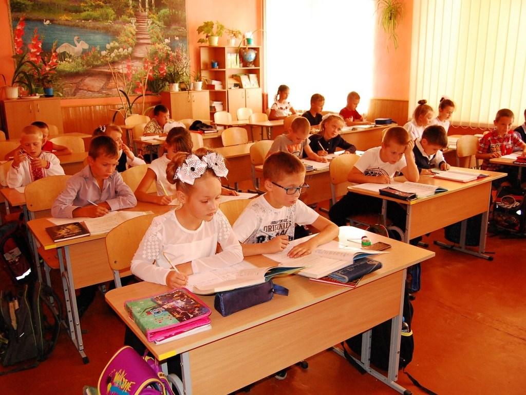 В Житомире школа приостановила работу из-за низкой температуры в классах