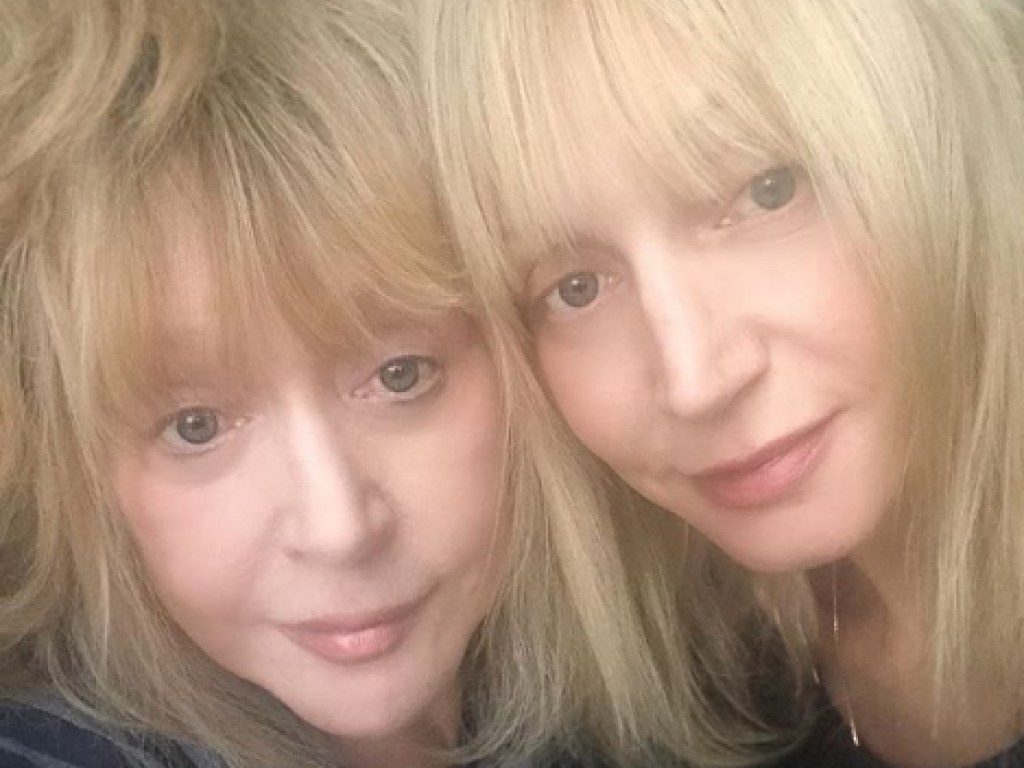 Без макияжа:  Кристина Орбакайте опубликовала снимок вместе с мамой (ФОТО)