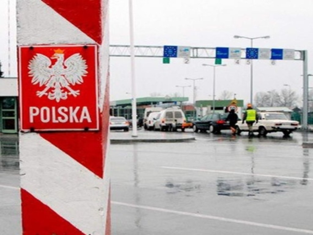 Власти Польши намерены запретить въезд иностранцам без прививок