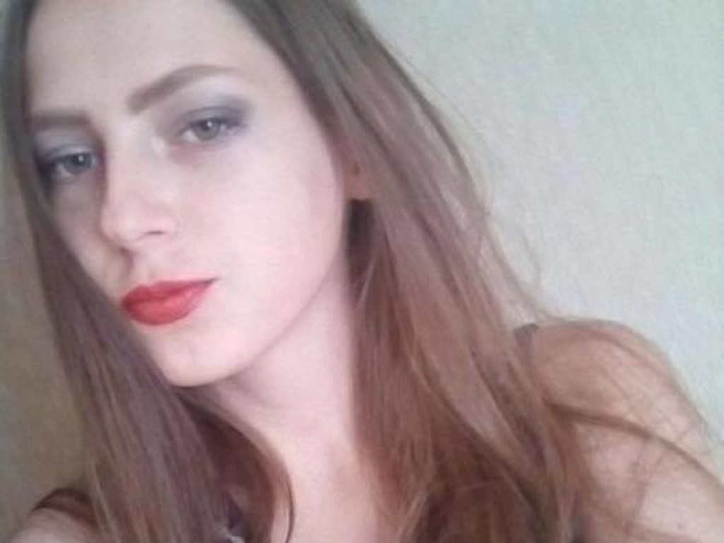 Ищут больше месяца: В Киеве пропала 14-летняя школьница (ФОТО)