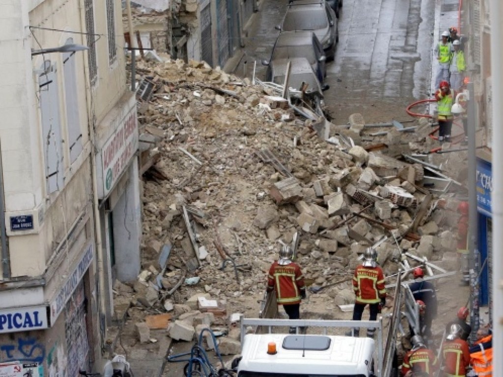 Обвал домов в Марселе: стало известно о двух погибших (ФОТО) 