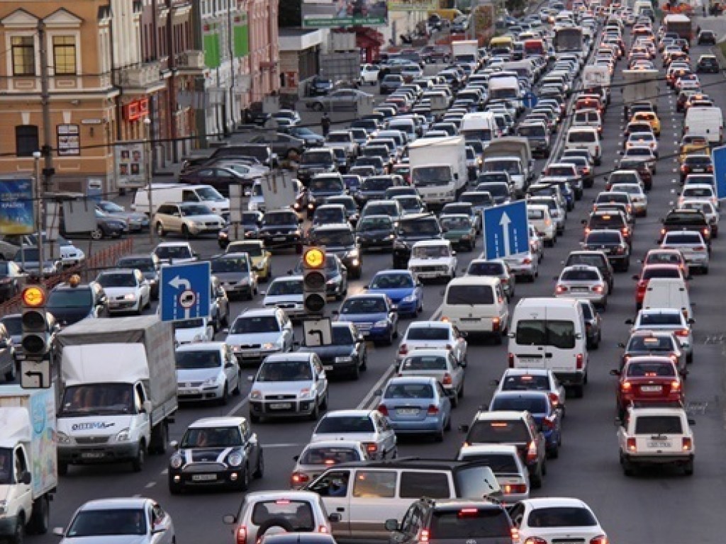 Завтра Киев парализуют пробки: «евробляхеры» намерены заблокировать центр