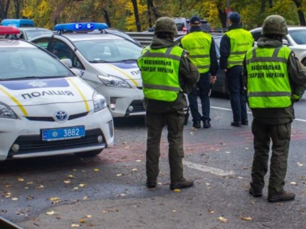 В Киеве водитель на джипе сбил пенсионера, затолкал его в машину и увез: объявлен план «Перехват»
