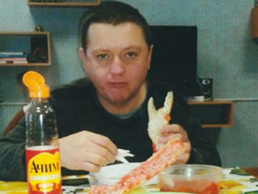 Не жизнь, а малина: появились фото, как шикует в российской тюрьме криминальный авторитет (ФОТО)
