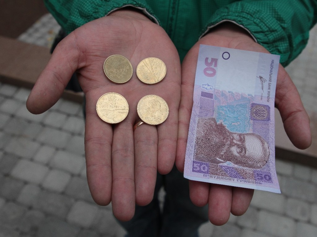 Украинцы в рейтингах и цифрах: Богатые богатеют, бедные беднеют