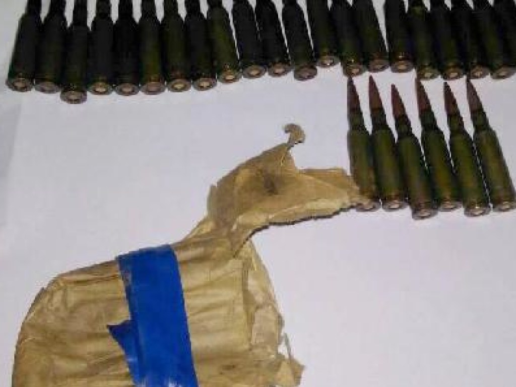 Житель Днепра хранил арсенал боеприпасов (ФОТО)